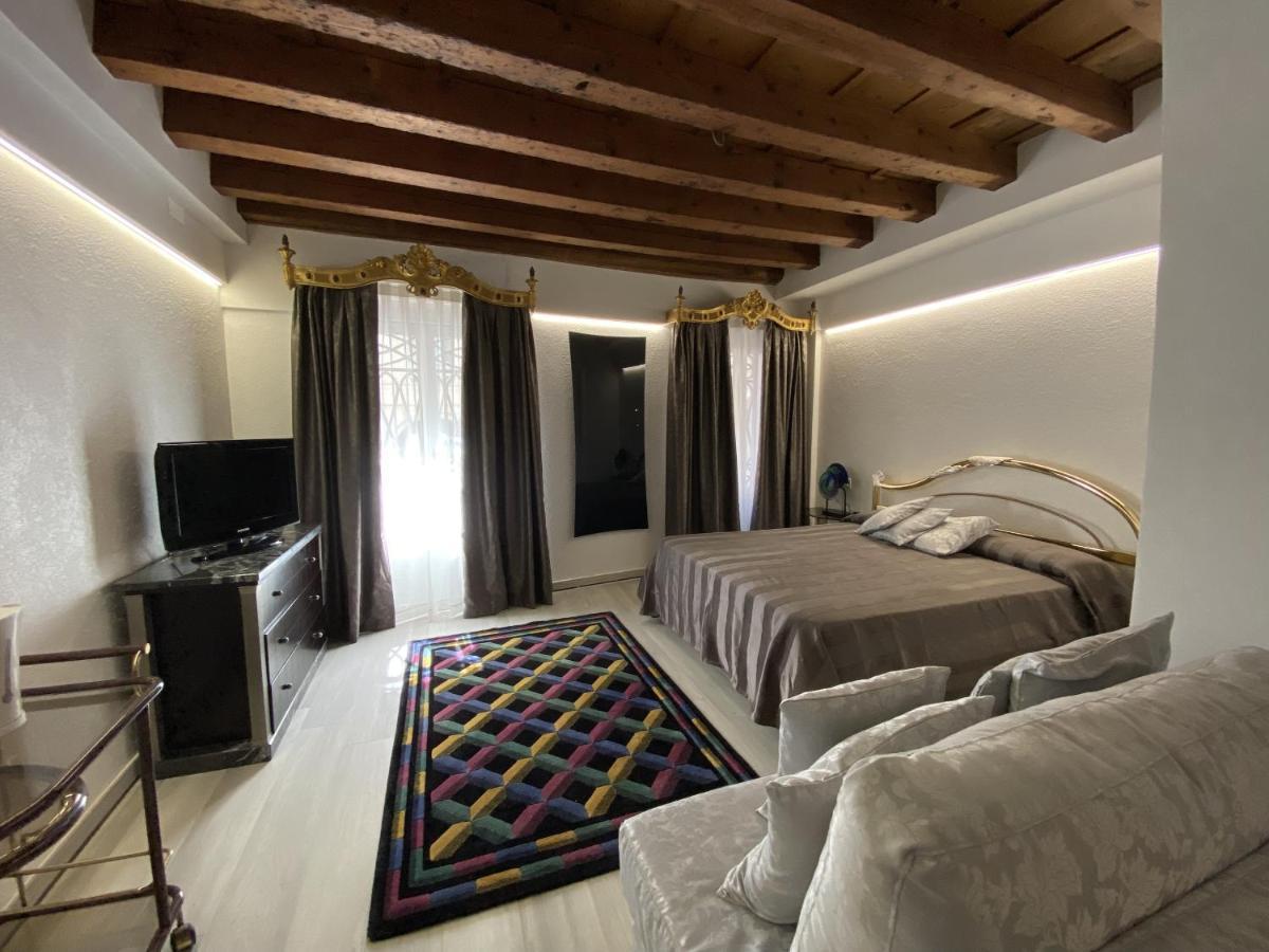 Ln Homes Venice - San Marco Canal View Bagian luar foto