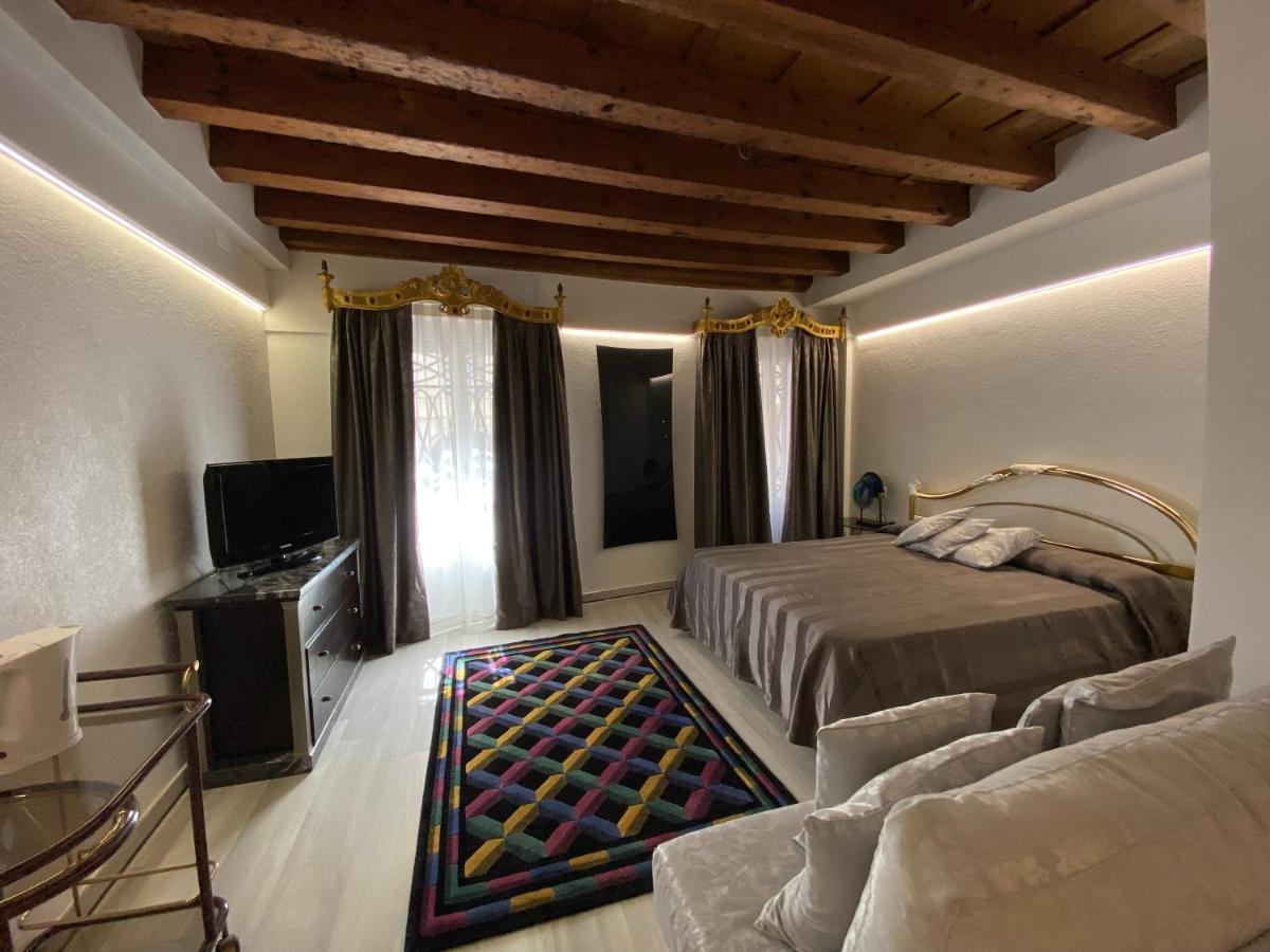 Ln Homes Venice - San Marco Canal View Bagian luar foto